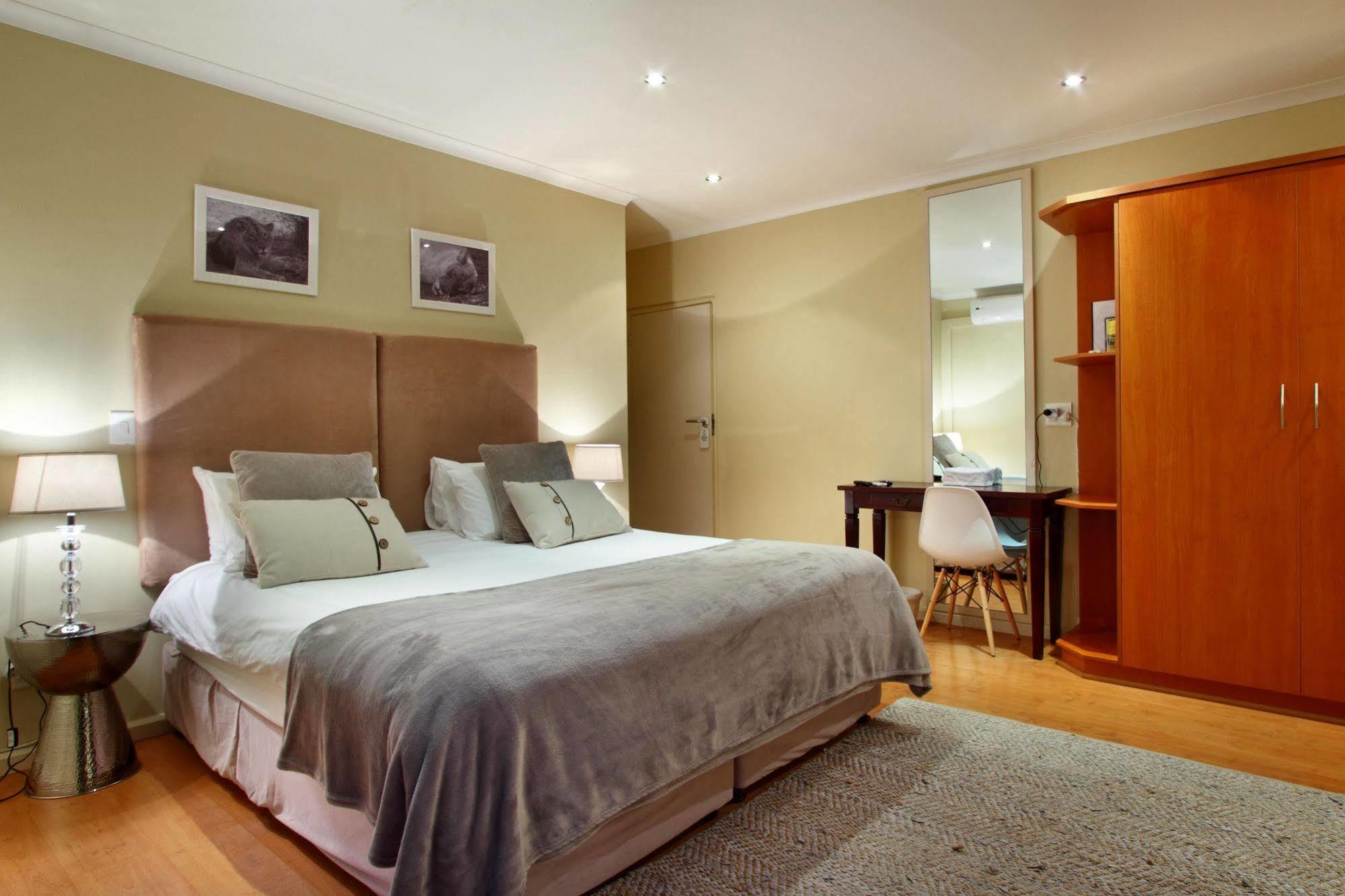 African Groove Camps Bay Cape Town Luaran gambar